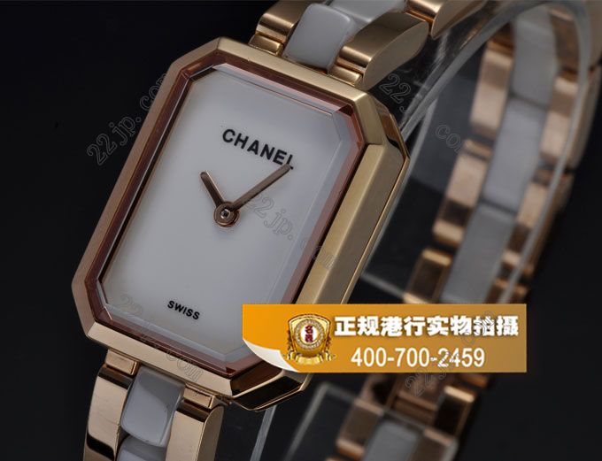 シャネル時計背面デザイン